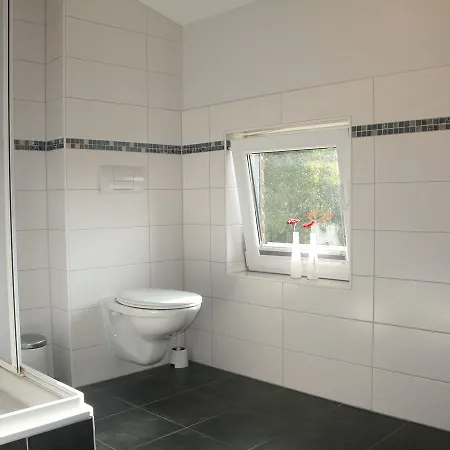 Elegantes In Bastorf Nahe Dem 펜션 *